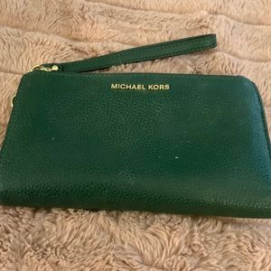 Michael Kors Pebbled Leather Wallet in Green GUC